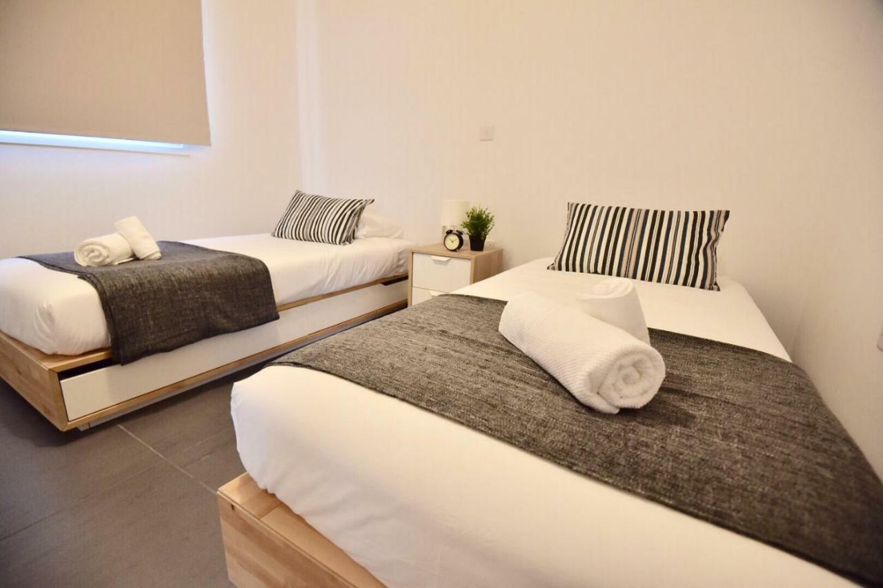 Limegrove Holiday Apartment โปรทาราส ภายนอก รูปภาพ